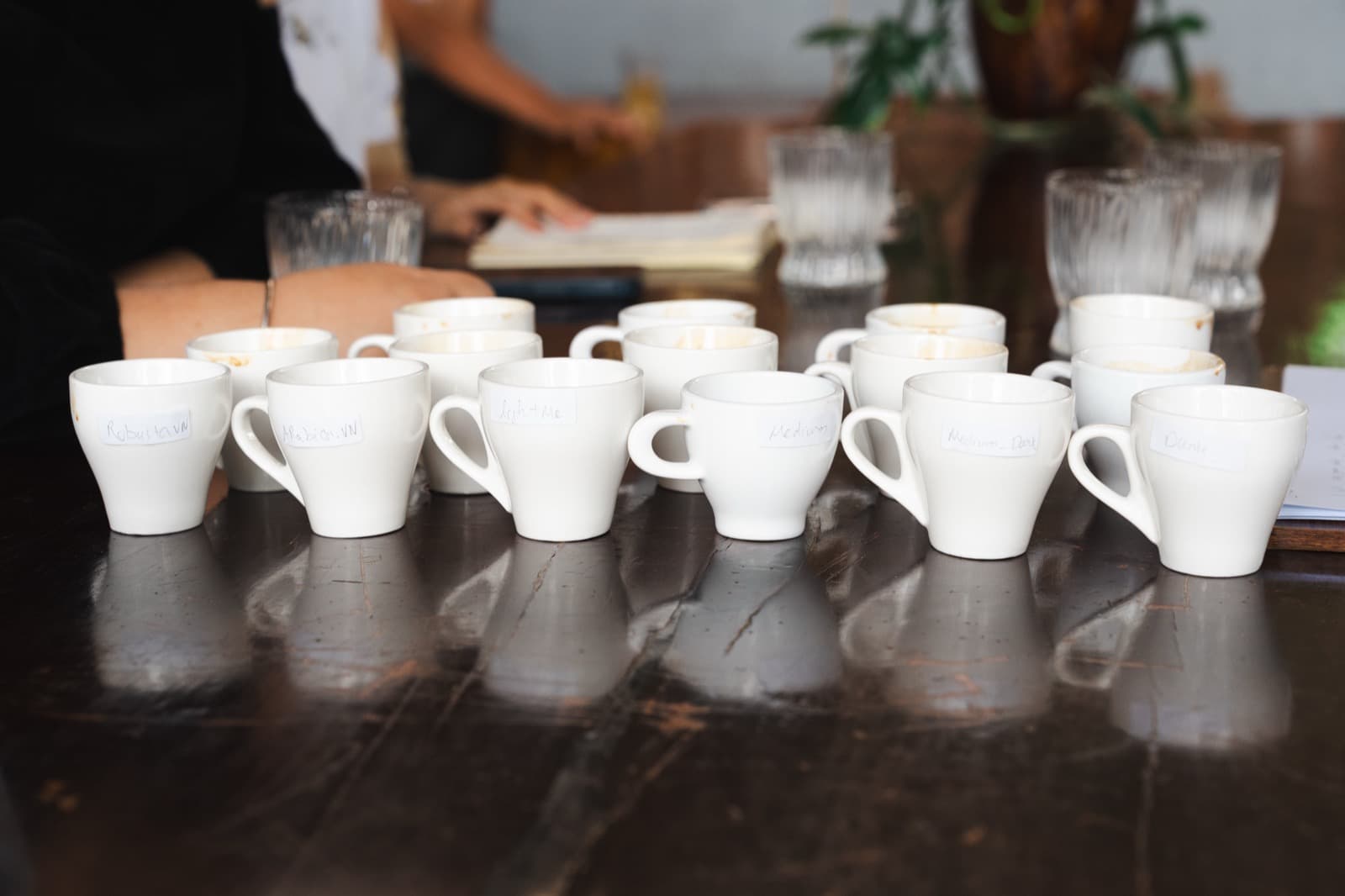 Kiểm mẫu trước khi xuất tại nơi chế biến